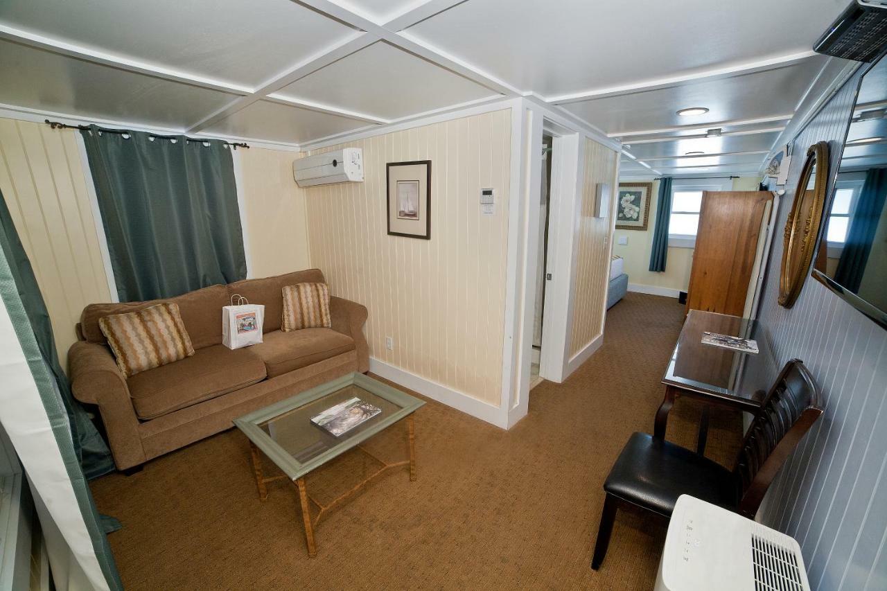 Georgianne Inn & Suites Check In 212 Butler Ave Tybee Island Bagian luar foto